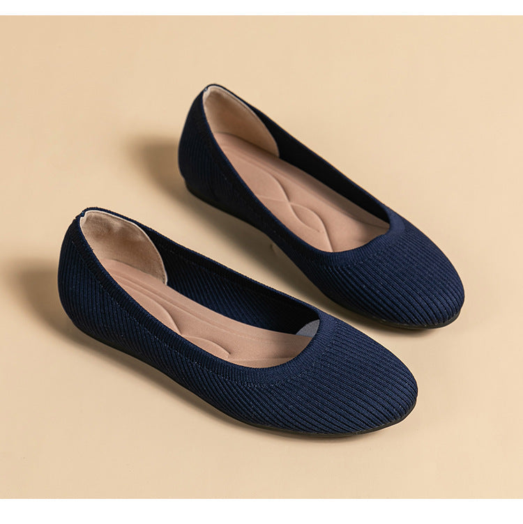 Vera - Well-fitting plain closed shoes