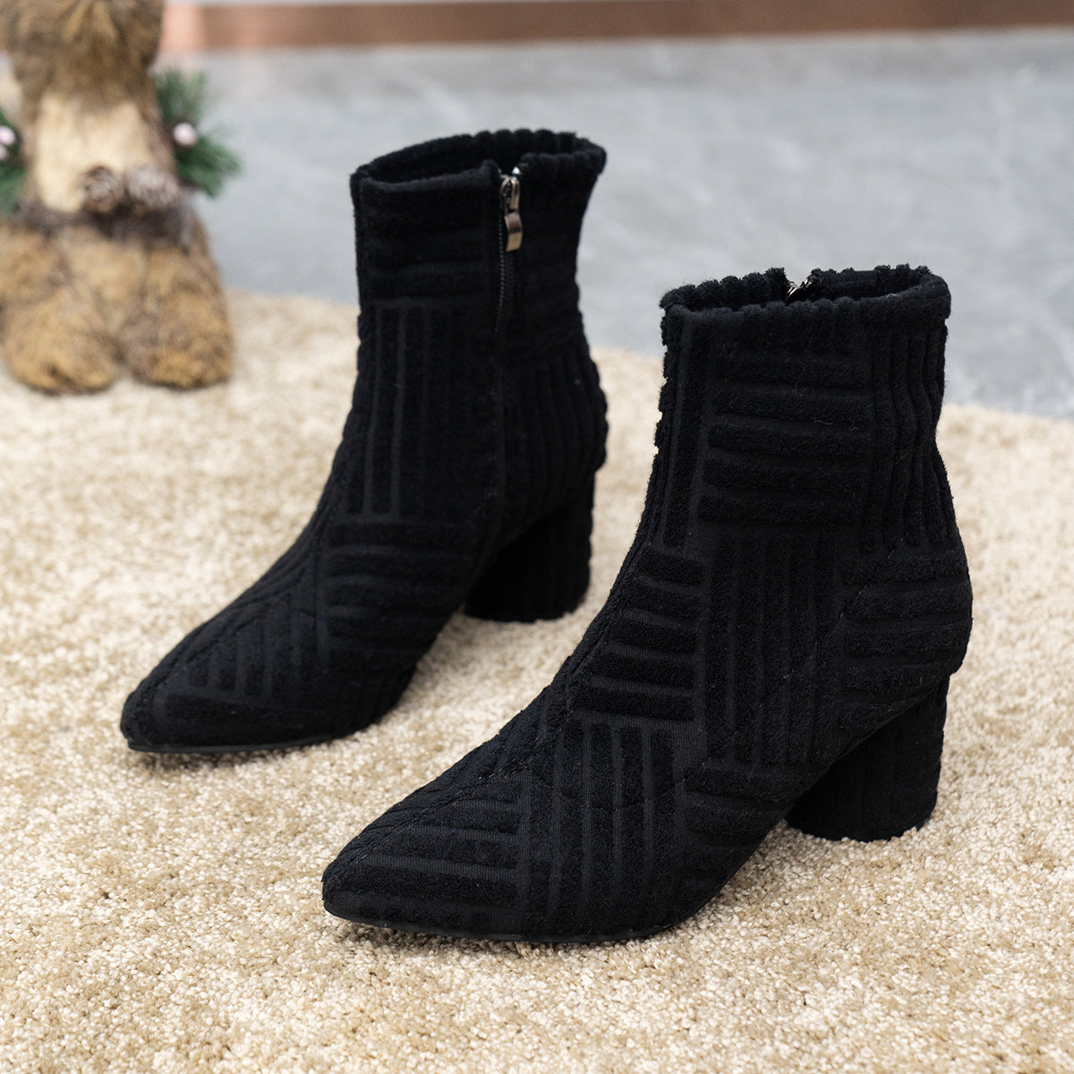 Selene - Simple women's boots with block heel