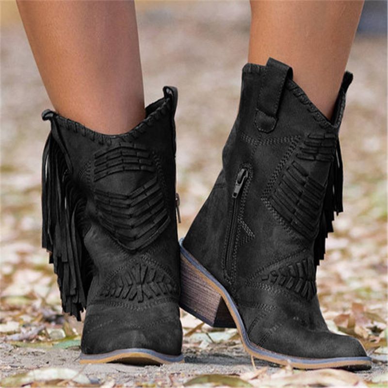 Samaira - Stylish ladies boots with fringes