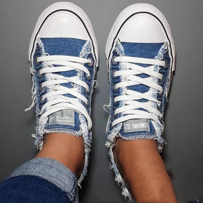 Hendrika - Shoes I Canvas shoes with laces