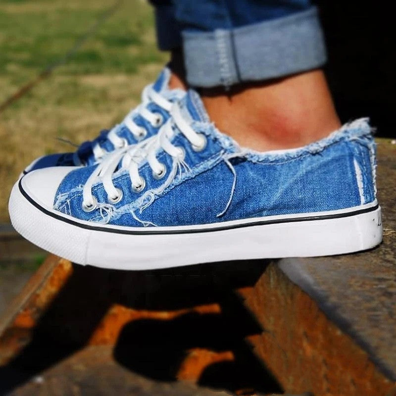 Hendrika - Shoes I Canvas shoes with laces
