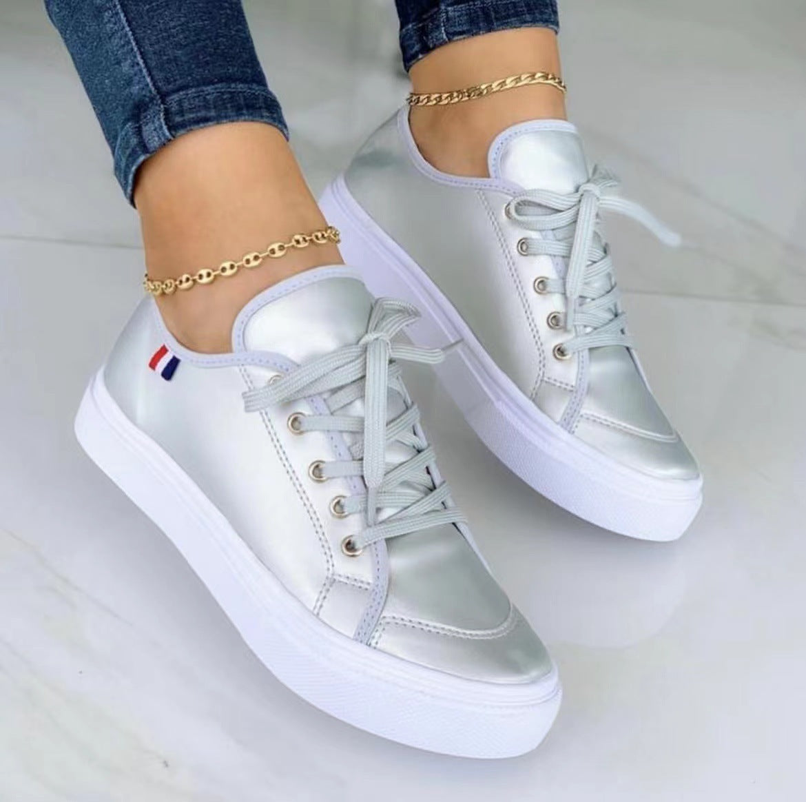 Marisa - Sneaks I Sports shoes with platform sole for women