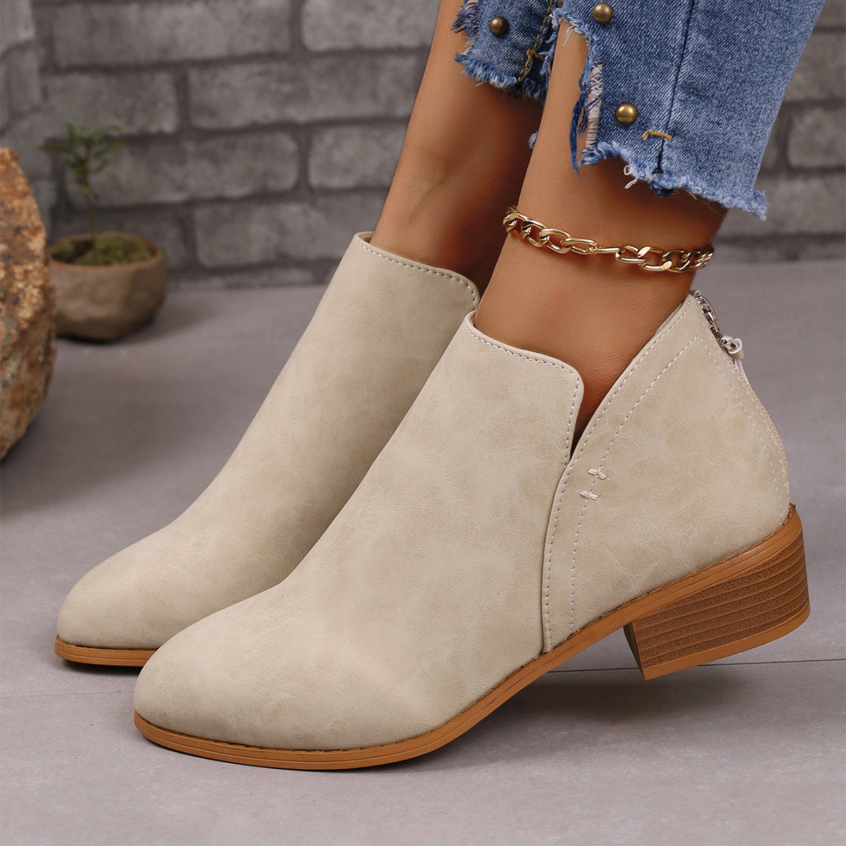 Iris - Trendy ladies ankle boots