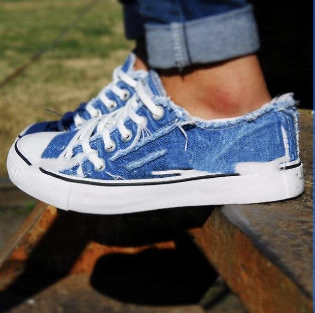 Hendrika - Shoes I Canvas shoes with laces