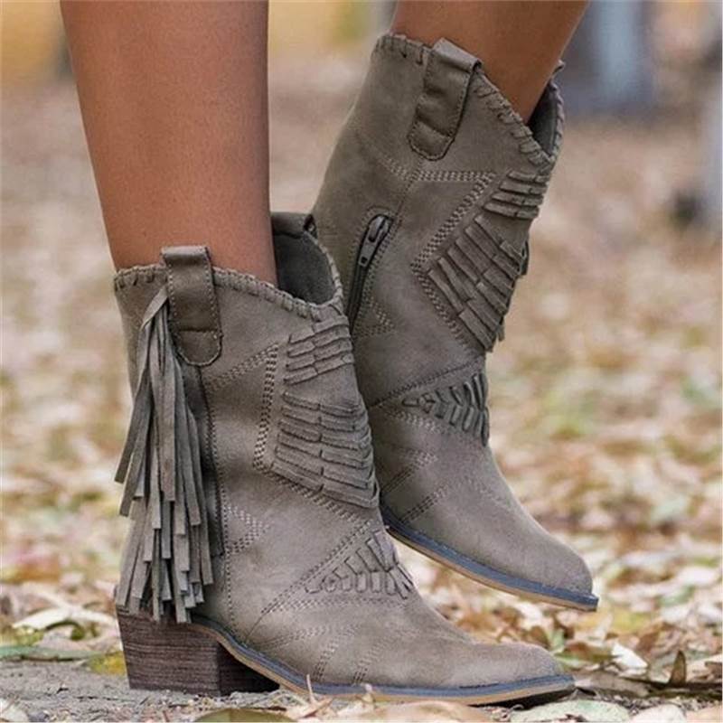 Samaira - Stylish ladies boots with fringes