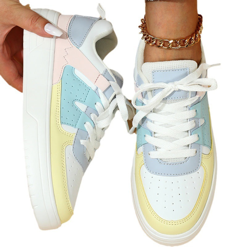 Aria - Fashionable women's sneakers