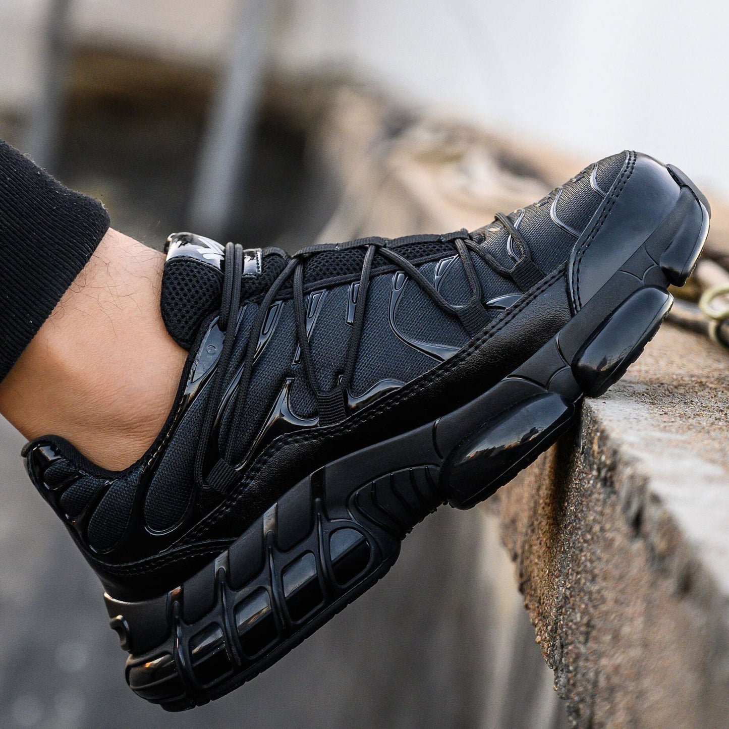 Milo - Comfortable Safety Shoes with Steel Toe Cap