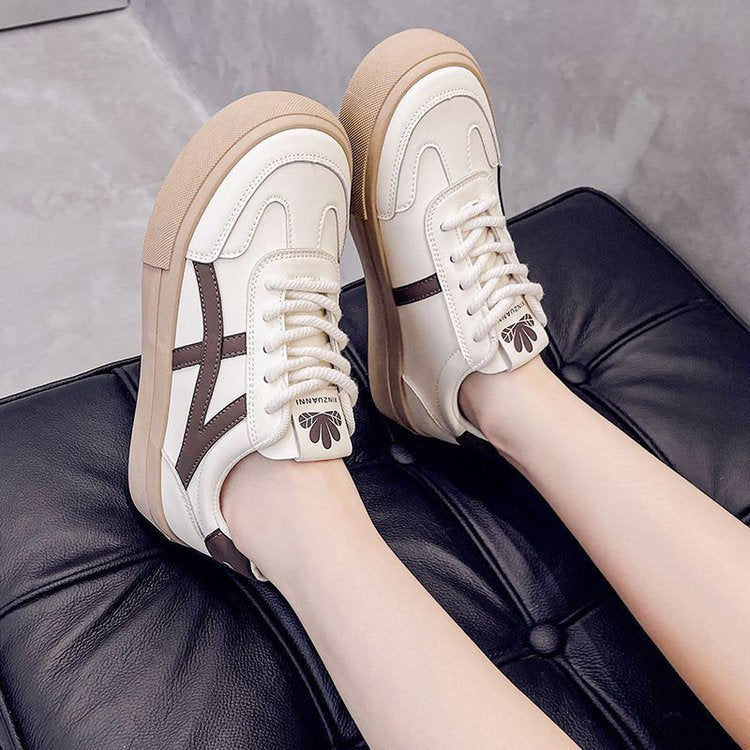 Lakshmi - Trendy orthopaedic low-sneakers